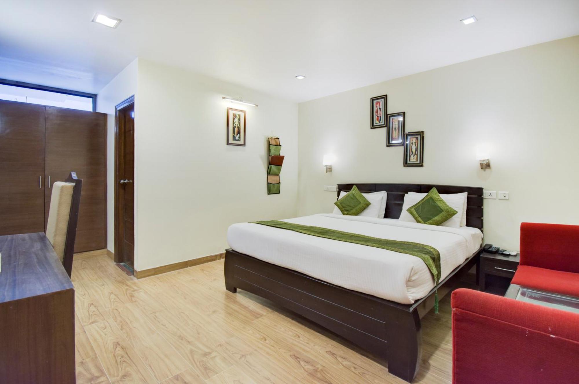 Hotel Sahibs Corporate - Family & Corporate